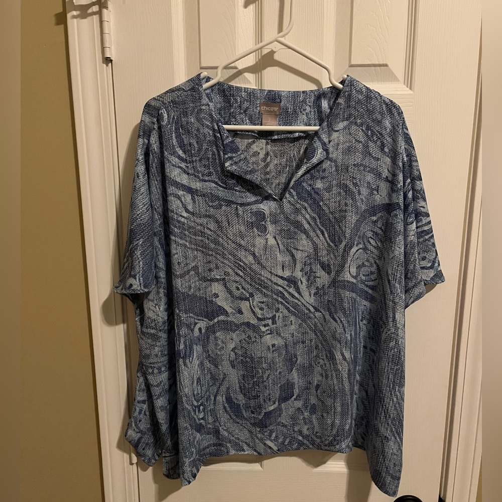 Chico’s Blue Pullover, size 2 / Large, Fun Print